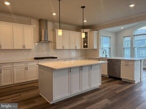 1407 Pinkerton St in Brunswick, MD - Building Photo - Building Photo