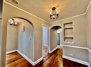 10 Laurel St in Rye, NY - Foto de edificio - Building Photo