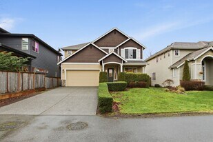 9301 126th Ave NE in Kirkland, WA - Building Photo