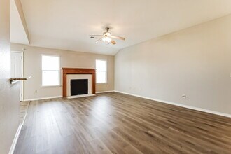 420 Marrgate Dr in Yukon, OK - Building Photo - Building Photo