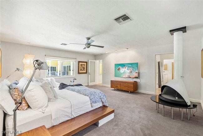 586 Yucca Rd