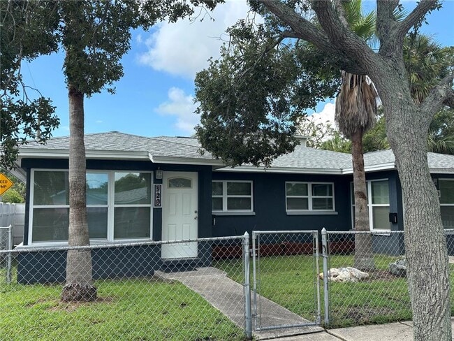 property at 420 15th Ave S