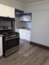 714 Main St, Unit Apt 2E in Poughkeepsie, NY - Building Photo - Building Photo
