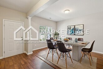 11320 Joe Morrison Ln in Charlotte, NC - Foto de edificio - Building Photo
