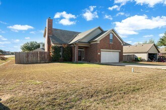 15709 Fair Ln in Selma, TX - Building Photo - Building Photo
