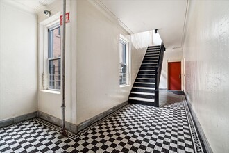 814 44th St in Brooklyn, NY - Building Photo - Interior Photo