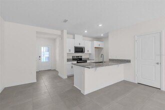 2829 Moonshadow Ct in Clermont, FL - Building Photo - Building Photo