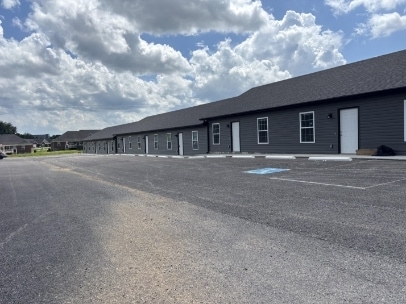 property at 1355 Woodlawn Rd