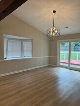 8303 Mountain Pass in Riverdale, GA - Foto de edificio - Building Photo