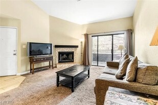 5020 S Rainbow Blvd in Las Vegas, NV - Building Photo