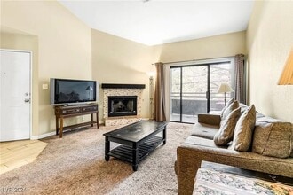 5020 S Rainbow Blvd in Las Vegas, NV - Building Photo - Building Photo