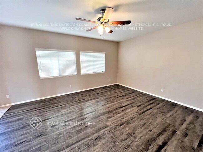 13232 W Watson Ln in Surprise, AZ - Foto de edificio - Building Photo