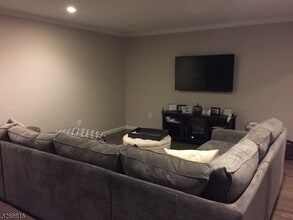 29 Fairview Pl in Bloomfield, NJ - Building Photo - Building Photo