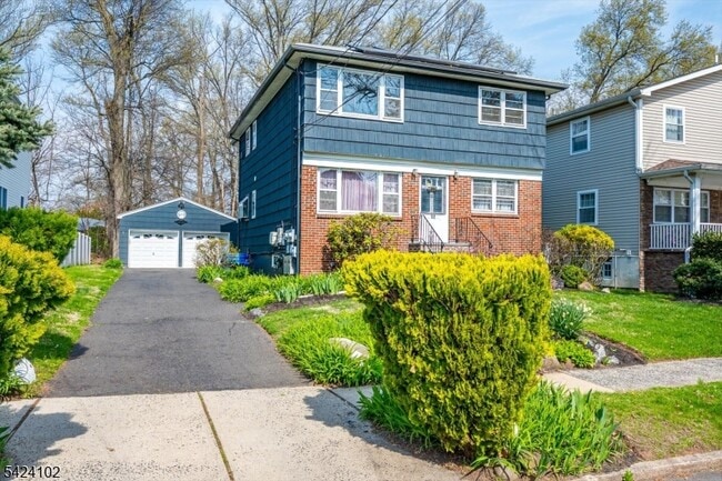 52 Johnson Ave in Cranford, NJ - Building Photo - Building Photo