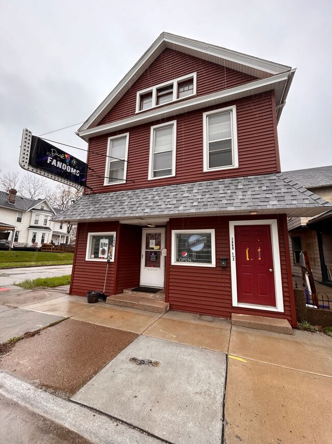 property at 305 Washington St