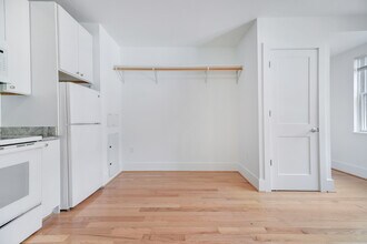 2852 Connecticut Ave NW in Washington, DC - Building Photo - Building Photo