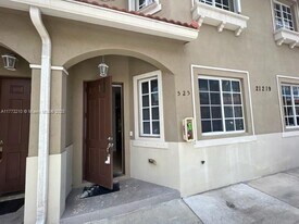 21219 NW 14th Pl in Miami, FL - Building Photo