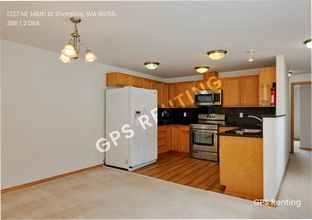 1727 NE 146th St in Shoreline, WA - Foto de edificio - Building Photo