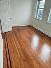 725 S 4th St in Philadelphia, PA - Building Photo - Building Photo