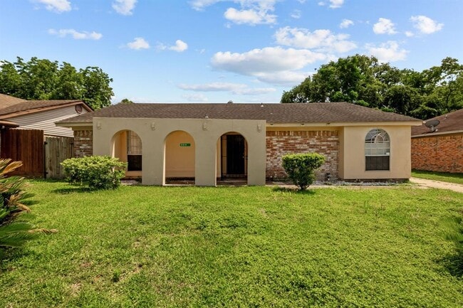 property at 6619 Indian Lake Dr