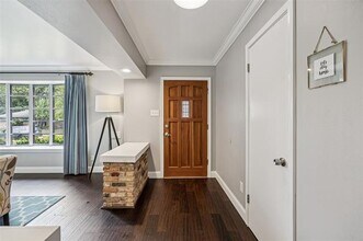 8422 Sweetwood Dr in Dallas, TX - Building Photo - Building Photo