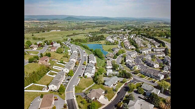1921 Ty Way Xing, Unit B in Harrisonburg, VA - Building Photo - Building Photo