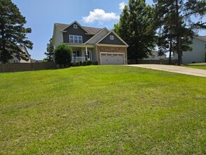 47 Kentucky Derby Ln in Lillington, NC - Building Photo - Building Photo