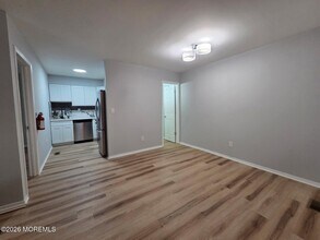 213 Main St in Keansburg, NJ - Building Photo - Building Photo