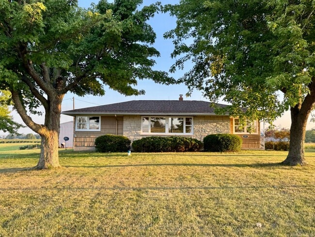 property at 577 W Glendora Rd