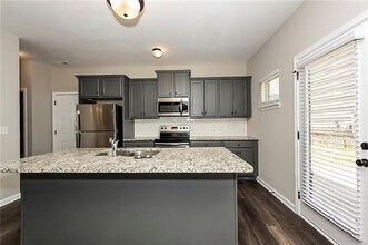 142 Magnaview Dr in Mcdonough, GA - Building Photo - Building Photo