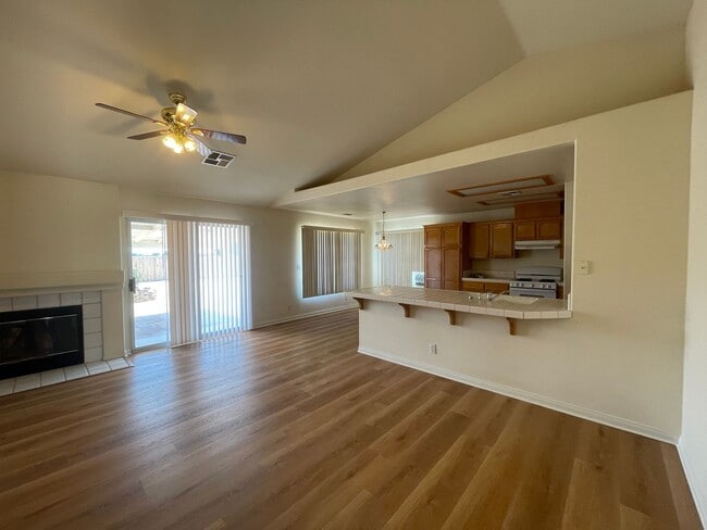 8500 Ironwood Ave in California City, CA - Building Photo - Building Photo
