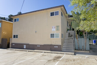 3140-3146 Reynard Way in San Diego, CA - Building Photo - Building Photo