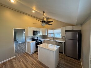 1029 Woodside Blvd in Middletown, OH - Building Photo - Building Photo