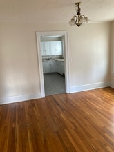 301 W G St, Unit A in Elizabethton, TN - Foto de edificio - Building Photo