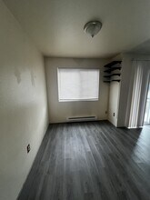 15210 Macadam Rd S in Tukwila, WA - Building Photo - Building Photo