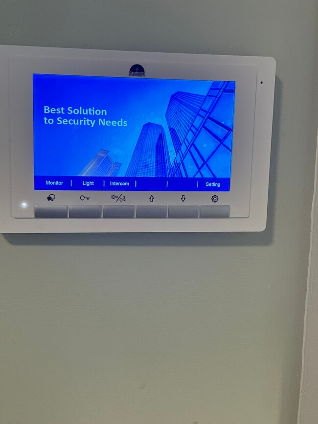 231 Martense St, Unit 2F in Brooklyn, NY - Building Photo - Building Photo