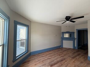 23 Woodman St, Unit 23 woodman Unit 1 in Rochester, NH - Building Photo - Building Photo