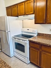 24674 Lake Meadow Dr in Harrison Township, MI - Building Photo - Building Photo