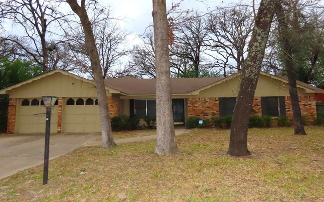 property at 3109 Autumn Leaves Dr