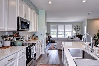 204 Bulkhead Pl in Williamsburg, VA - Building Photo - Building Photo