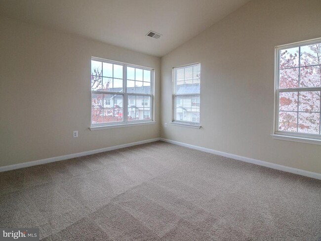15518 Kennett Square Way in Brandywine, MD - Building Photo - Building Photo