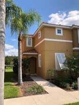 921 Las Fuentes Dr in Kissimmee, FL - Building Photo