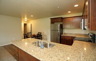CRANBERRY CREEK APARTMENTS photo'