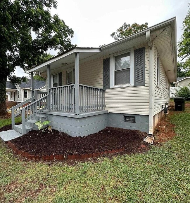 110 Rebecca St in Greenville, SC - Building Photo - Building Photo