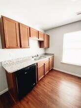 135 Flatview Way in Spartanburg, SC - Foto de edificio - Building Photo