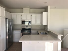 318 Araglin Ct in San Jose, CA - Building Photo