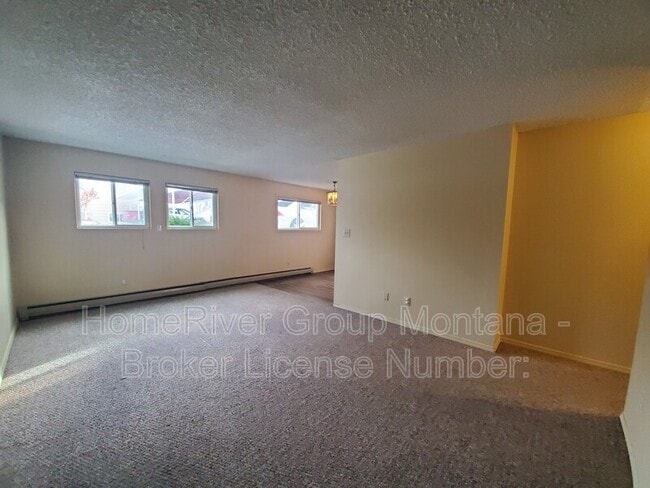 909 Pattee Creek Dr in Missoula, MT - Building Photo - Building Photo