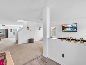 8813 Browns Valley Ln in Indianapolis, IN - Building Photo - Building Photo