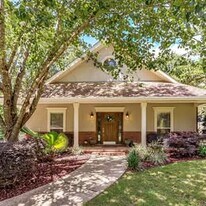 6833 Corto Rd in Ocean Springs, MS - Building Photo