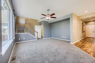 10451 Olathe Way in Commerce City, CO - Building Photo - Building Photo